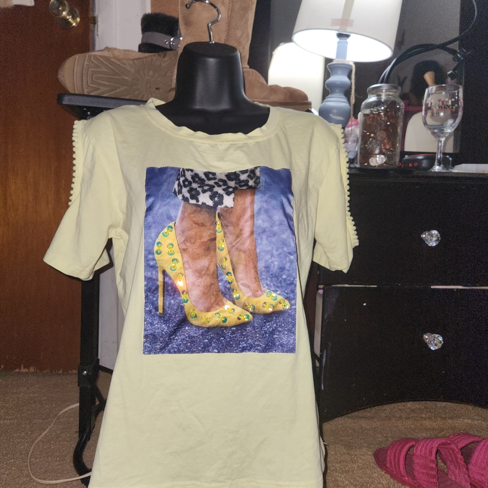Yellow Graphic T-Shirt with High Heel Jaguar Print